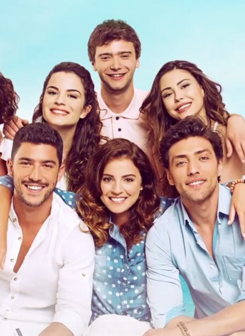 مسلسل اسمه السعادة Adı Mutluluk مدبلج موقع قصة عشق الاصلي